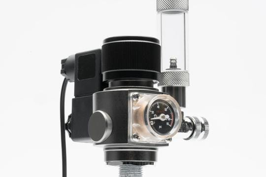 UNS Mini Dual Stage CO2 Regulator, CGA320 - Ultum Nature Systems